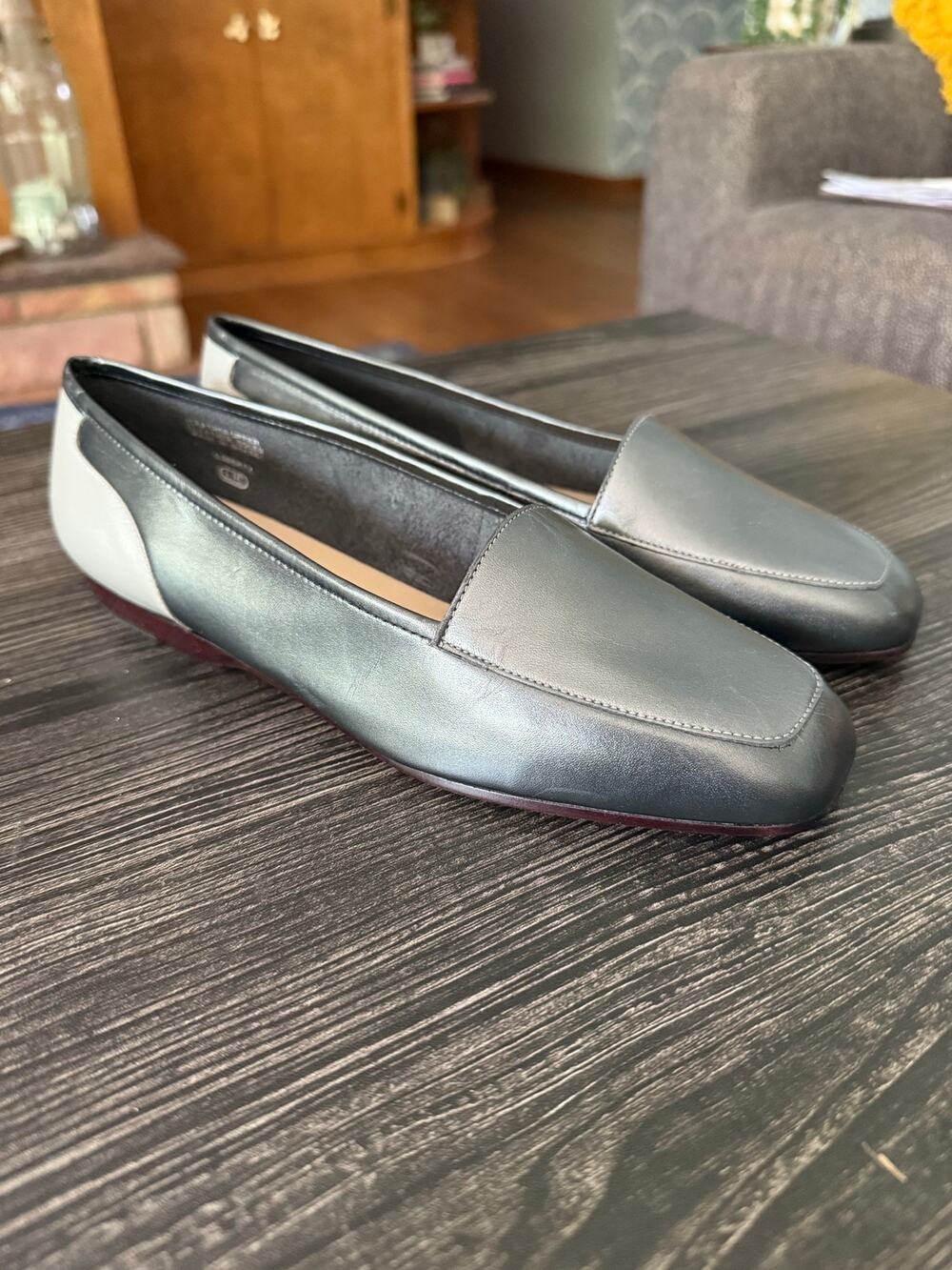 Enzo Angiolini Liberty Metallic Slip-On Loafers Sz. 7M